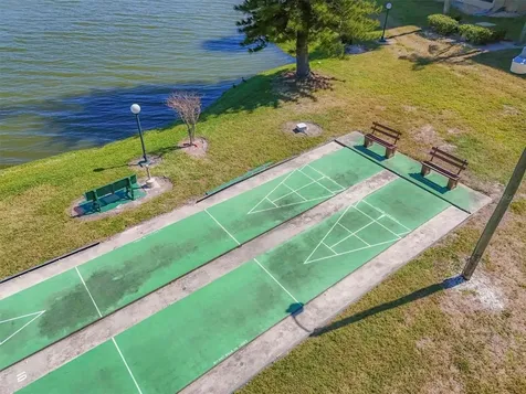3661 Lake Bayshore Drive Bradenton FL 34205