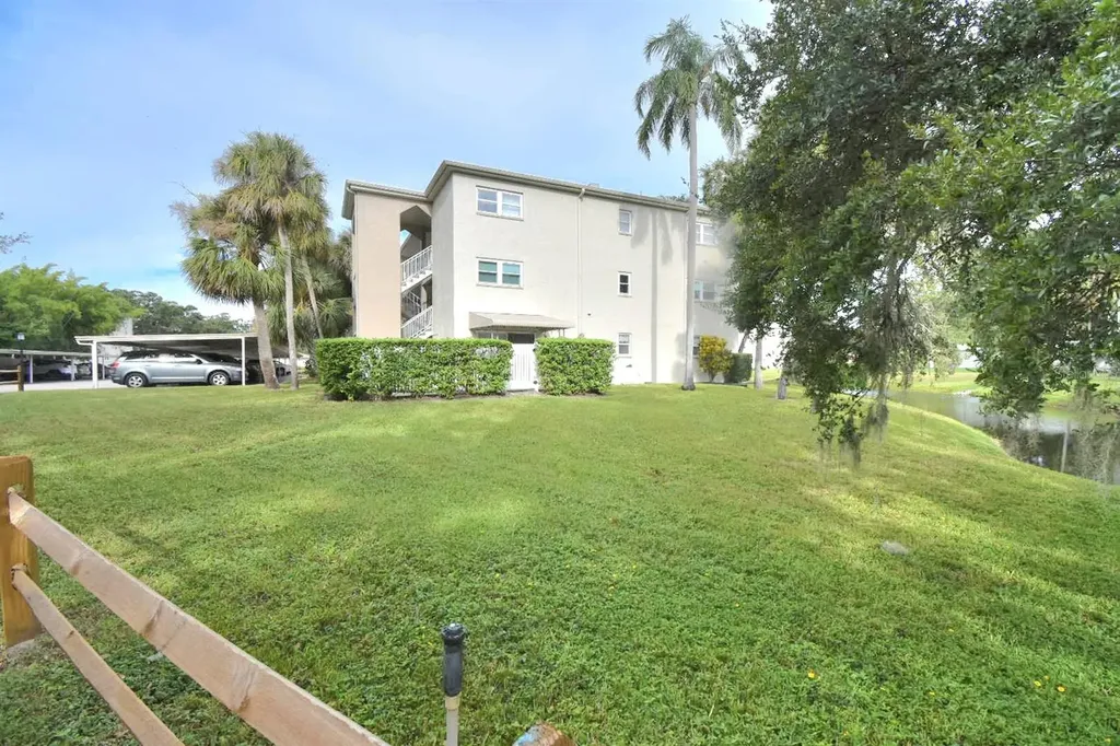 940 Virginia Street Dunedin FL 34698