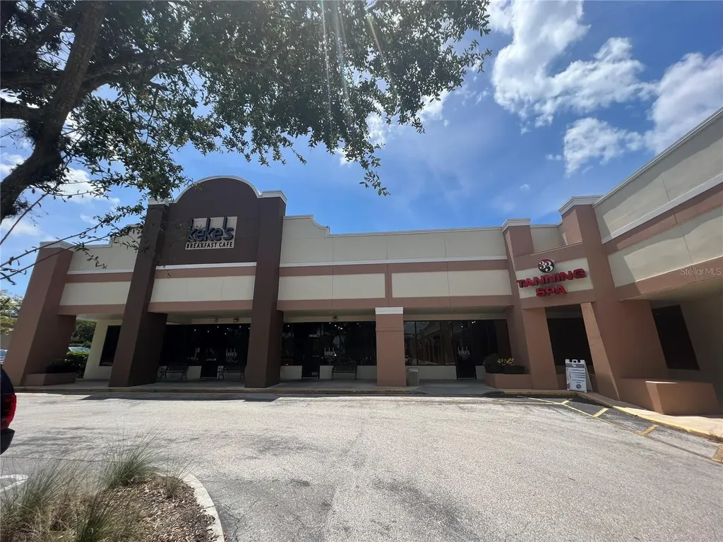 1074 Montgomery Road Altamonte Springs FL 32714