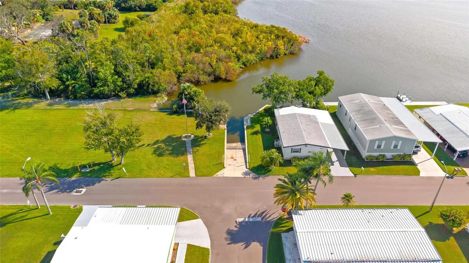 2127 Wailua Drive Holiday FL 34691