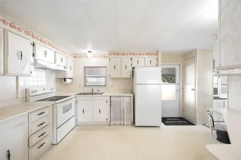 2127 Wailua Drive Holiday FL 34691