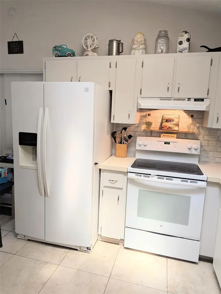 9054 S Tara Point Floral City FL 34436