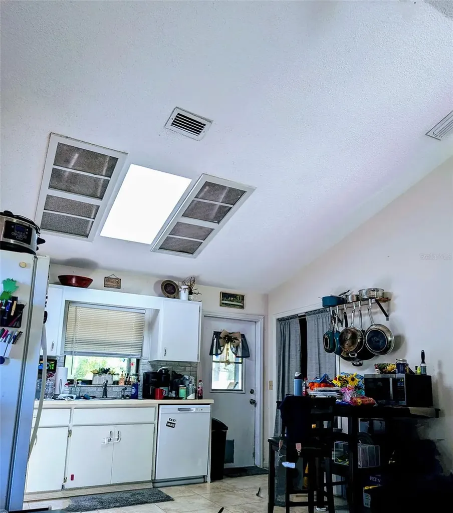 9054 S Tara Point Floral City FL 34436