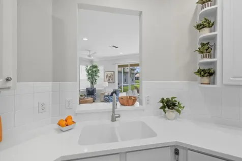 4470 Kariba Lake Terrace Sarasota FL 34243