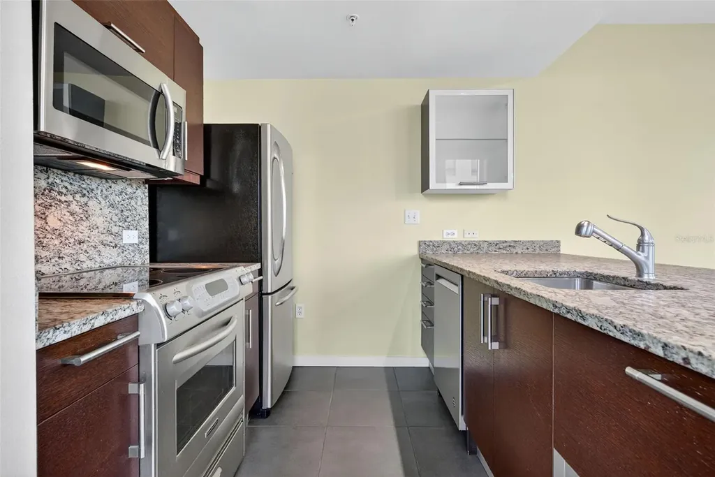 1350 Main Street Sarasota FL 34236