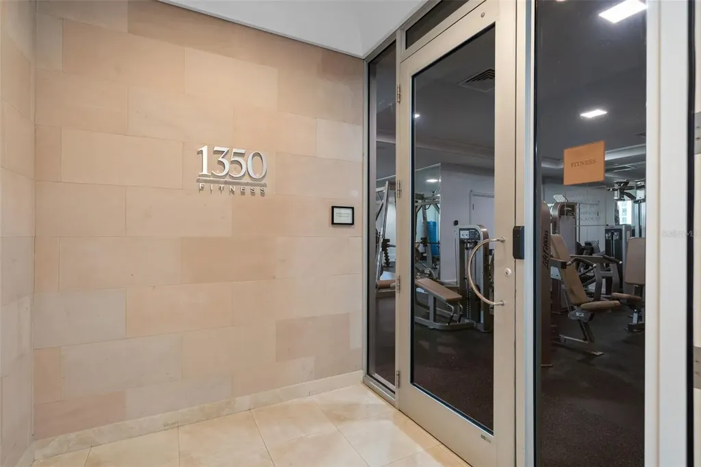 1350 Main Street Sarasota FL 34236
