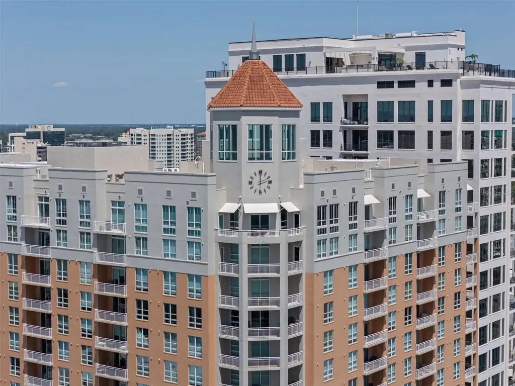 1350 Main Street Sarasota FL 34236