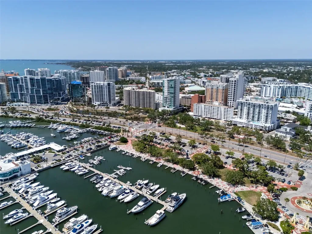 1350 Main Street Sarasota FL 34236