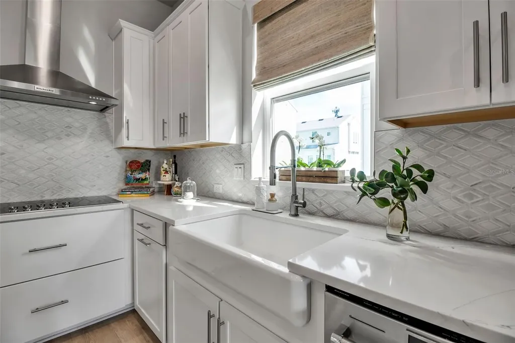 321 Gowdy Road Sarasota FL 34237
