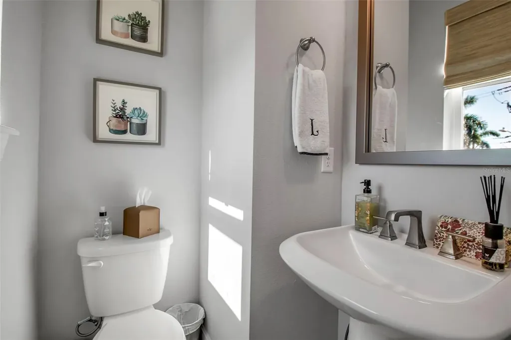 321 Gowdy Road Sarasota FL 34237
