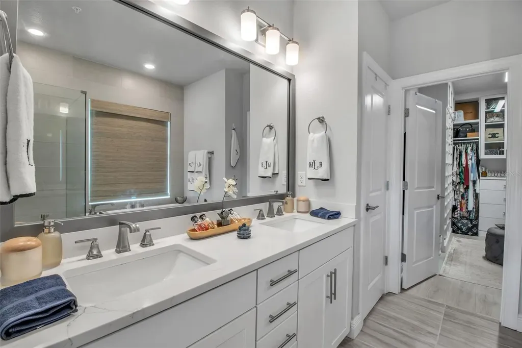 321 Gowdy Road Sarasota FL 34237