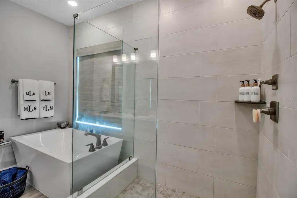 321 Gowdy Road Sarasota FL 34237
