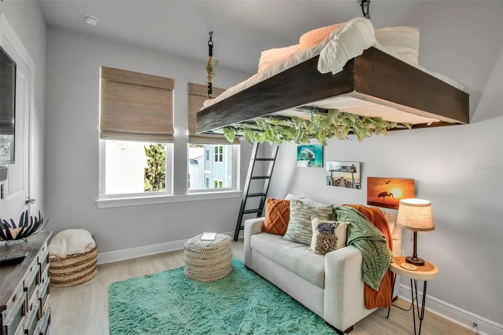 321 Gowdy Road Sarasota FL 34237
