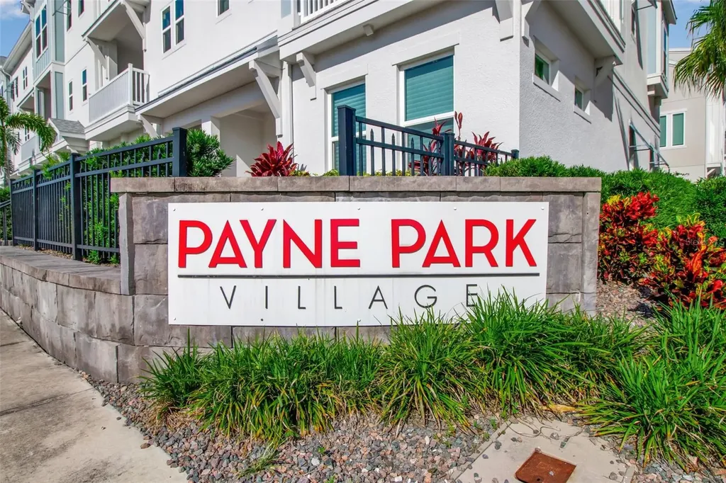 321 Gowdy Road Sarasota FL 34237
