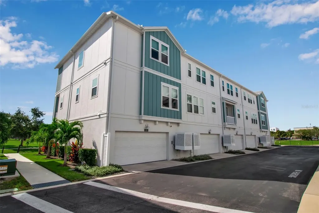 321 Gowdy Road Sarasota FL 34237