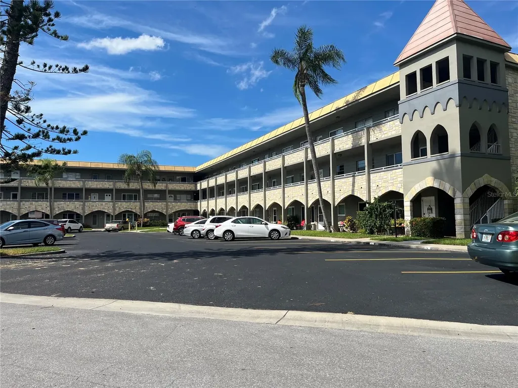 2462 Brazilia Drive Clearwater FL 33763