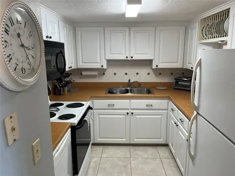 2462 Brazilia Drive Clearwater FL 33763
