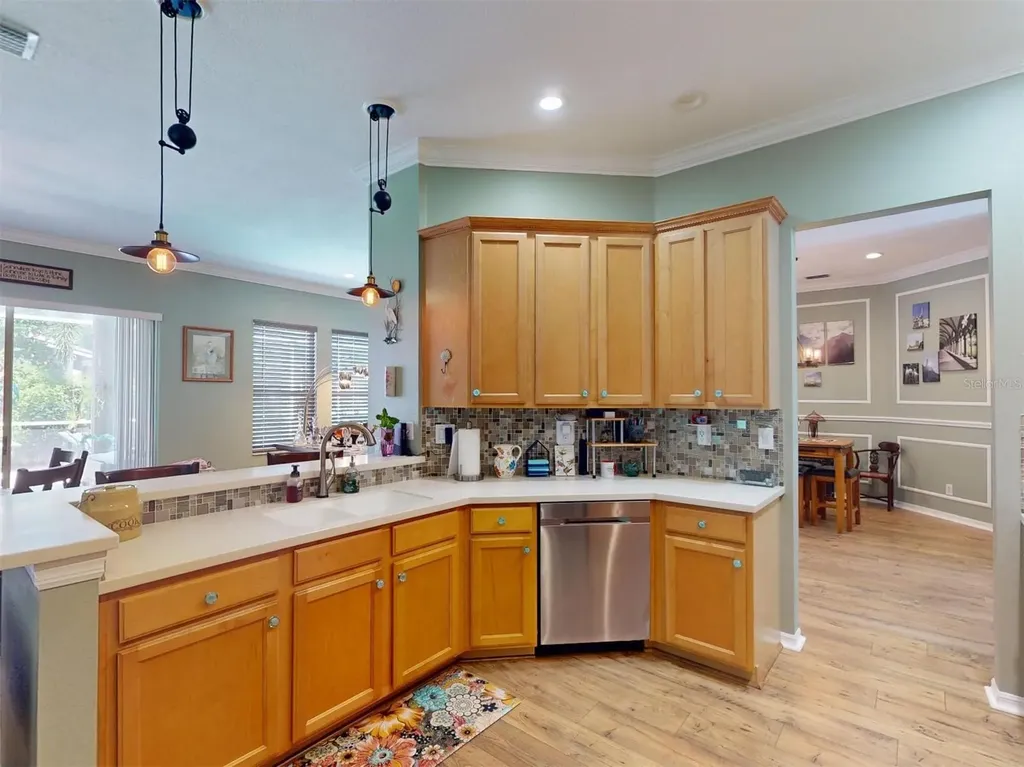 3611 2nd Drive NE Bradenton FL 34208