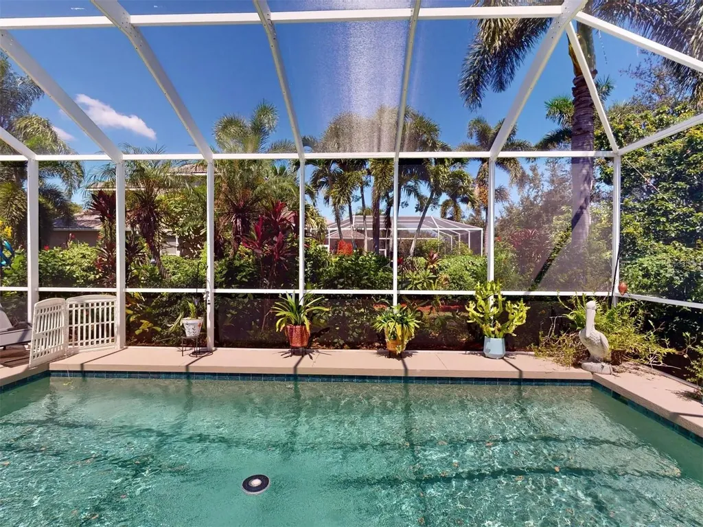 3611 2nd Drive NE Bradenton FL 34208