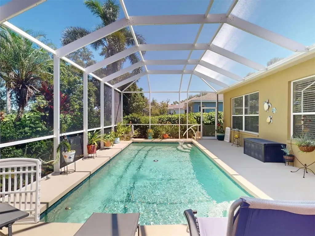 3611 2nd Drive NE Bradenton FL 34208