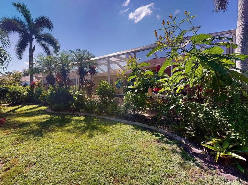 3611 2nd Drive NE Bradenton FL 34208
