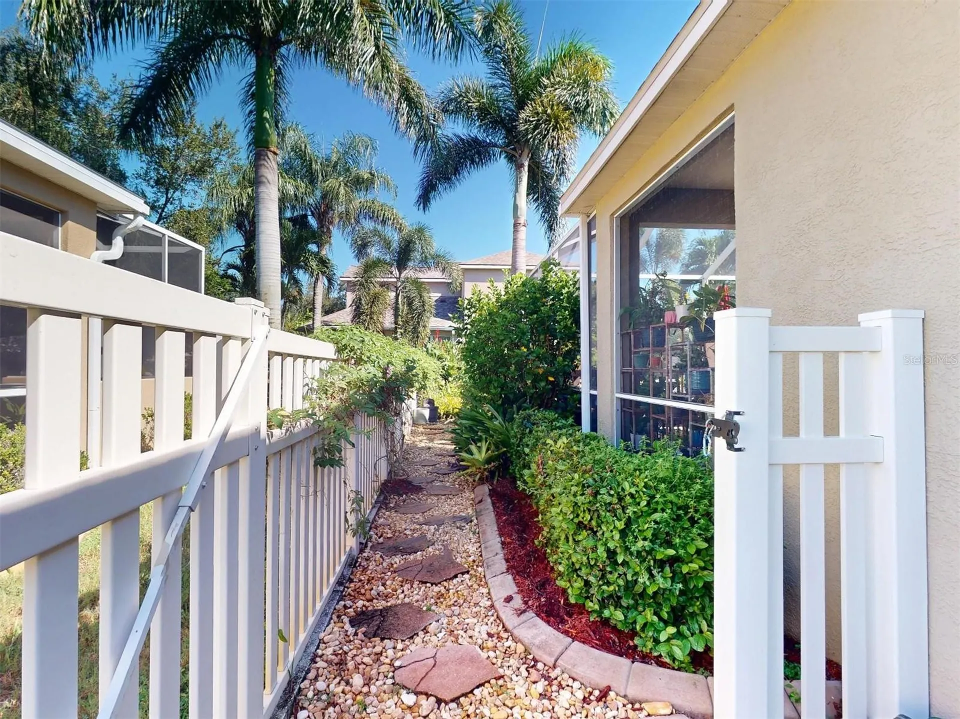 3611 2nd Drive NE Bradenton FL 34208