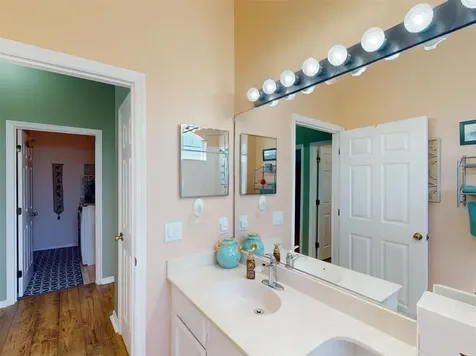 3611 2nd Drive NE Bradenton FL 34208