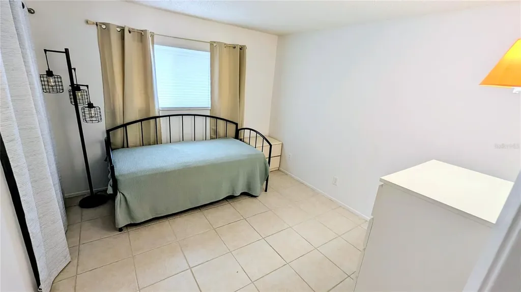 1310 Glen Oaks Drive E Sarasota FL 34232