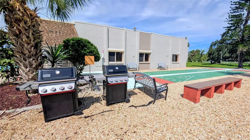 1310 Glen Oaks Drive E Sarasota FL 34232