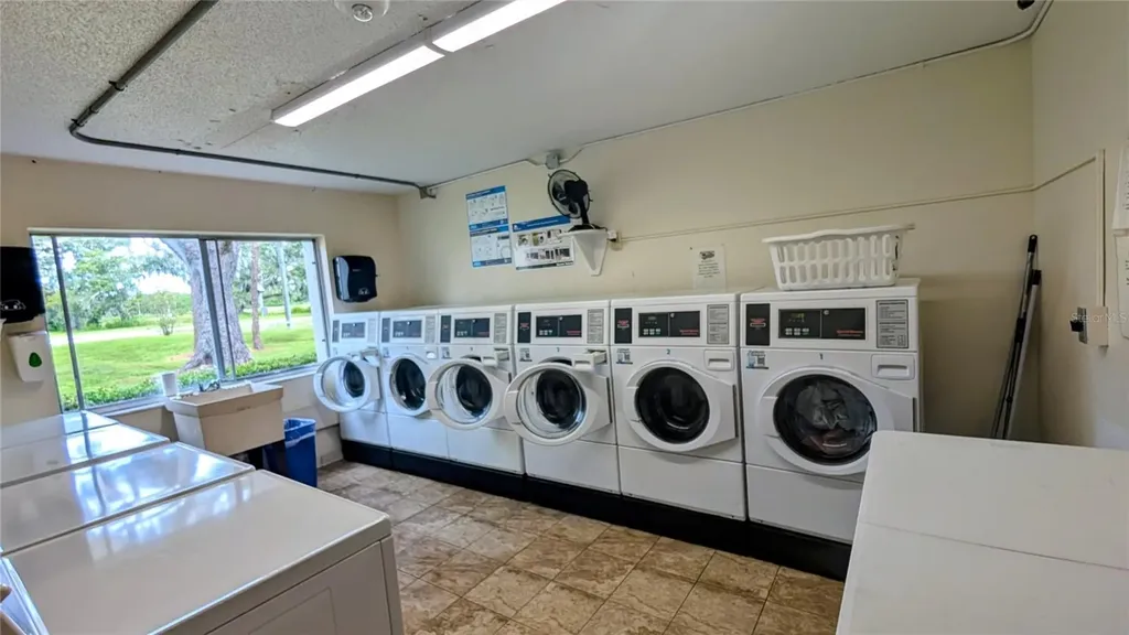 1310 Glen Oaks Drive E Sarasota FL 34232