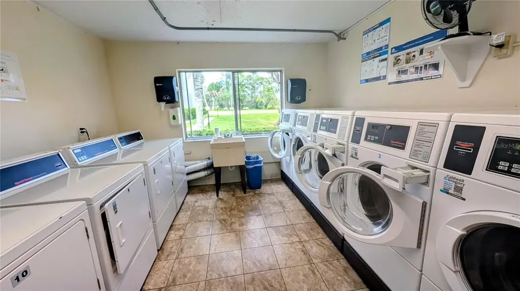 1310 Glen Oaks Drive E Sarasota FL 34232