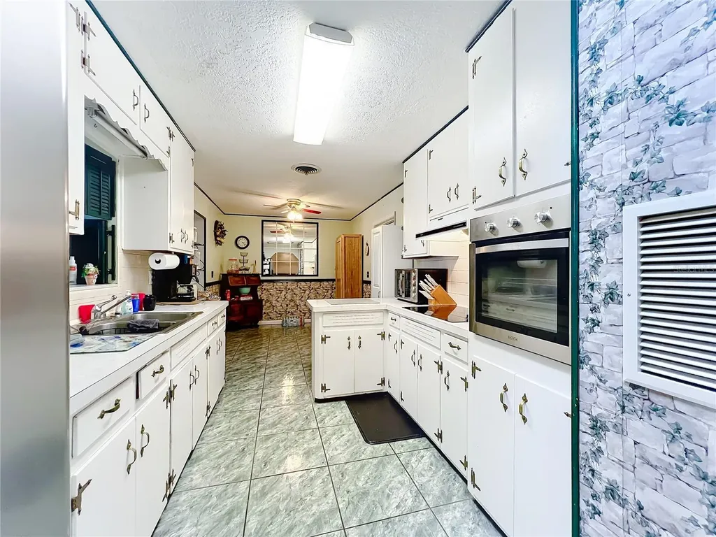4612 NE 21st Court Ocala FL 34479