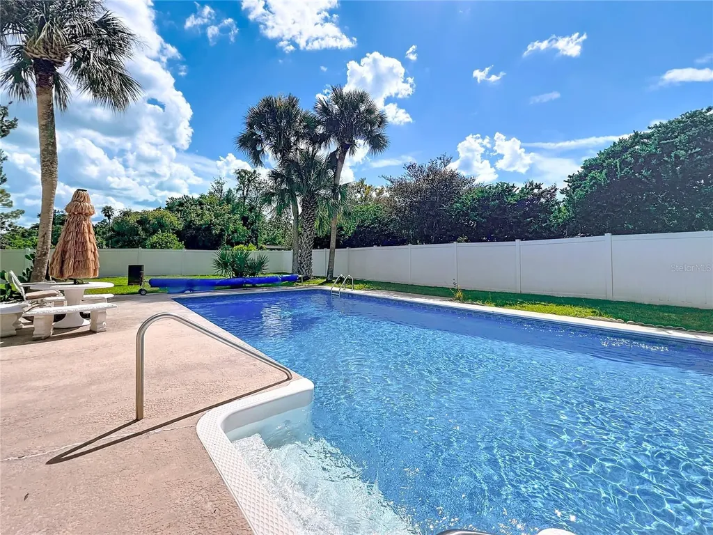 4612 NE 21st Court Ocala FL 34479