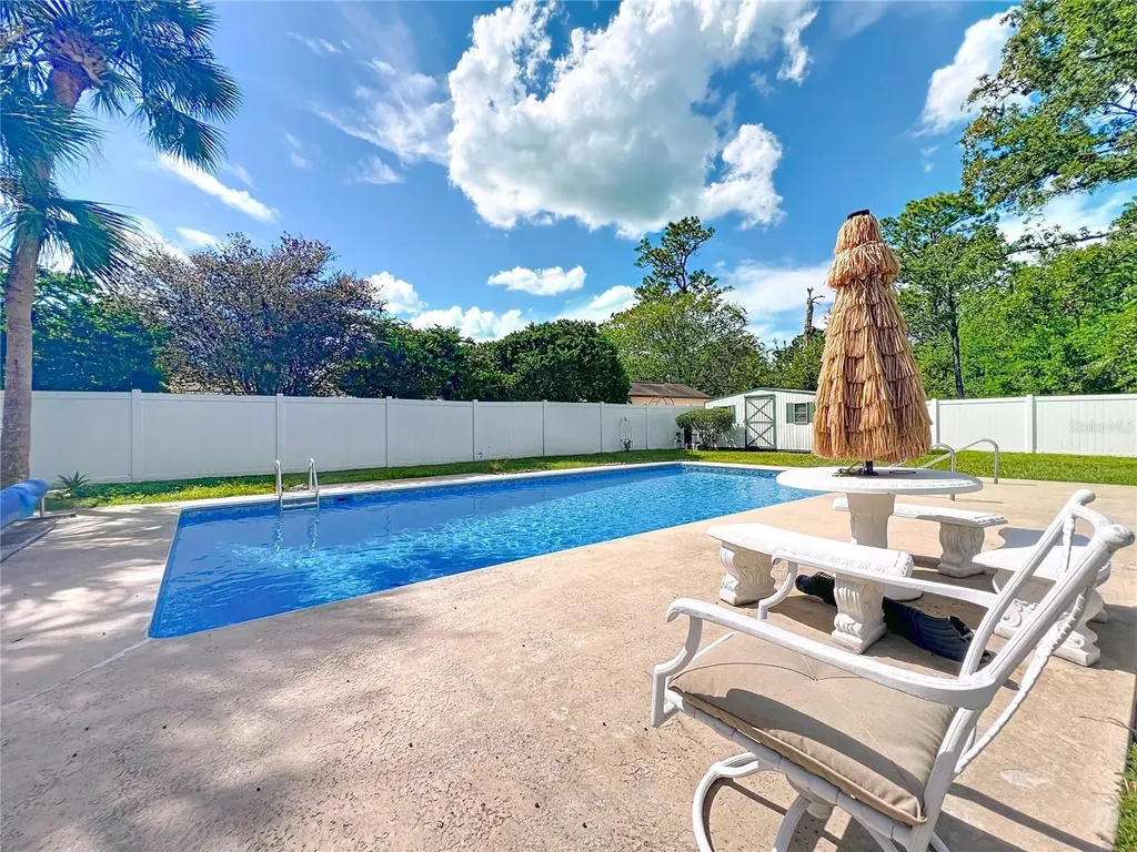 4612 NE 21st Court Ocala FL 34479