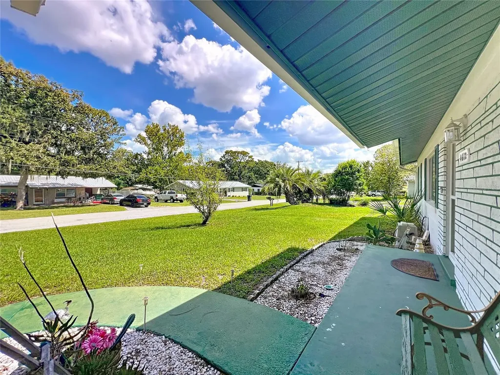 4612 NE 21st Court Ocala FL 34479