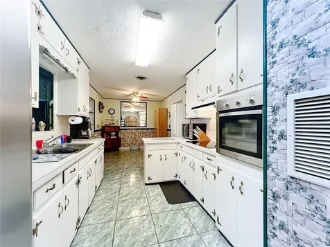 4612 NE 21st Court Ocala FL 34479
