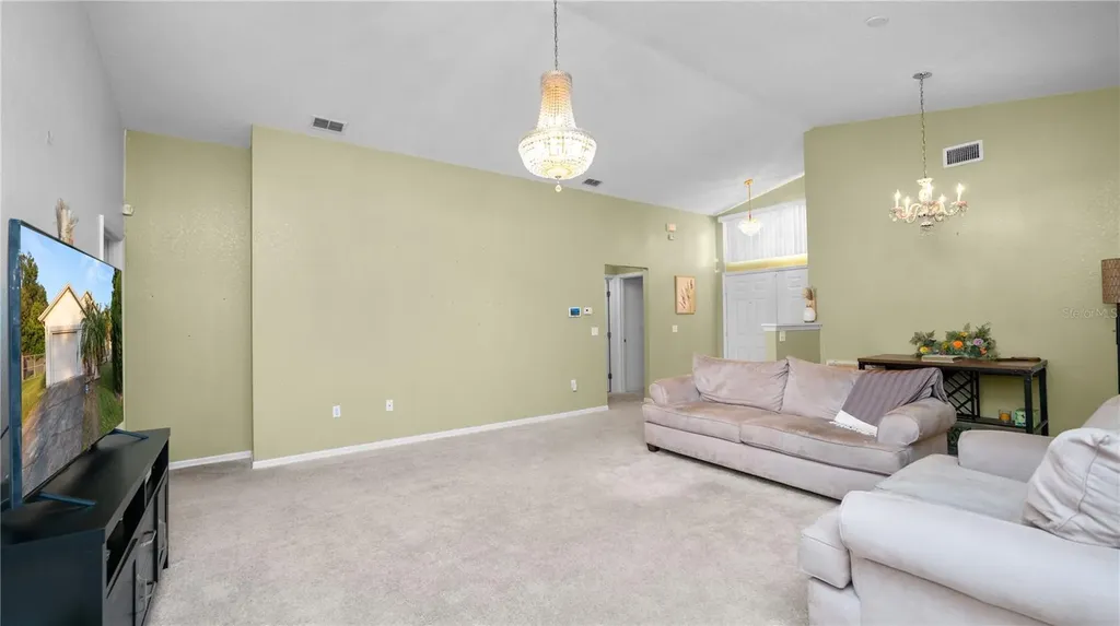 232 Kings Pond Avenue Winter Haven FL 33880