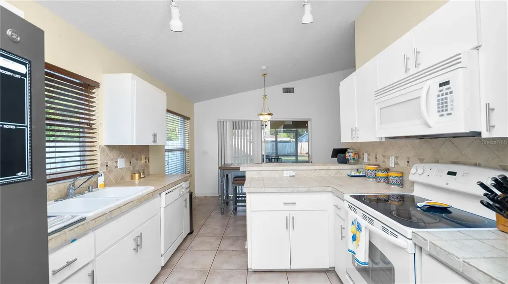 232 Kings Pond Avenue Winter Haven FL 33880