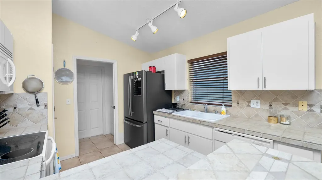 232 Kings Pond Avenue Winter Haven FL 33880