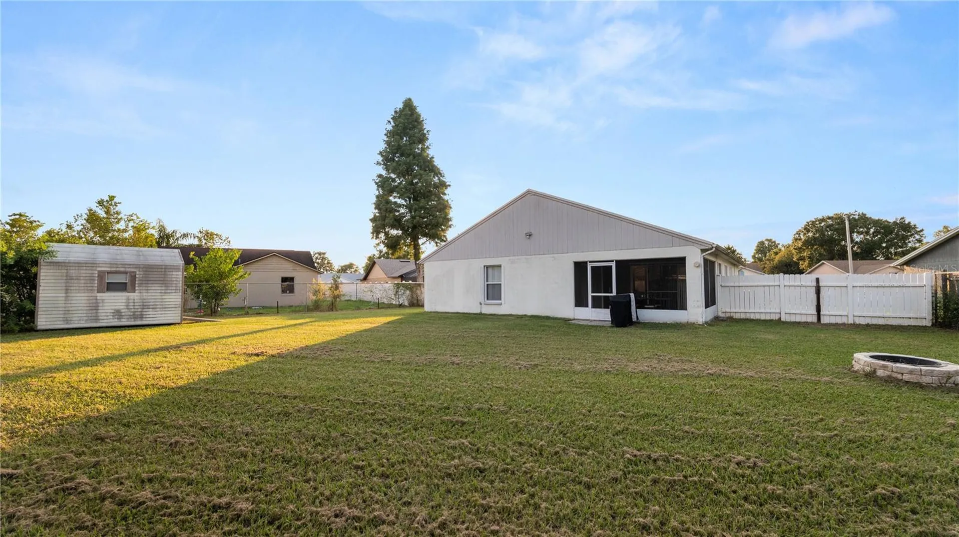 232 Kings Pond Avenue Winter Haven FL 33880