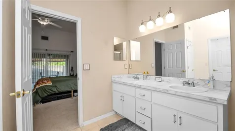 232 Kings Pond Avenue Winter Haven FL 33880