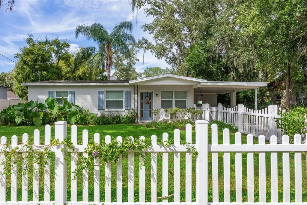 2321 Carroll Grove Drive Tampa FL 33612