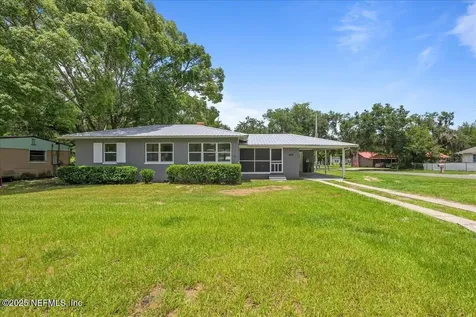 102 Fernwood Street Palatka FL 32177
