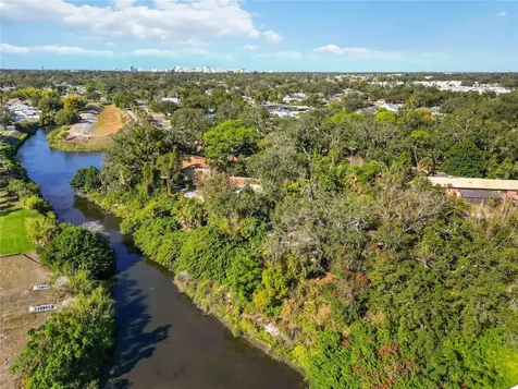 860 S Beneva Road Sarasota FL 34232