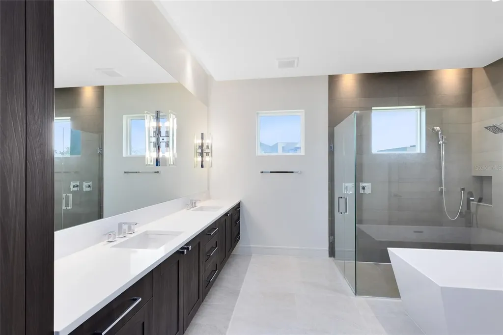 9352 Bordet Court Orlando FL 32827