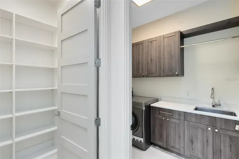 9352 Bordet Court Orlando FL 32827