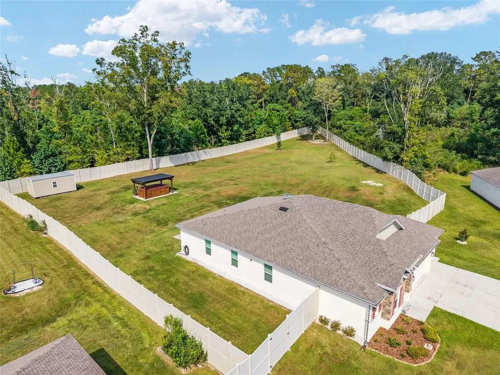 15298 NW 121st Place Alachua FL 32615