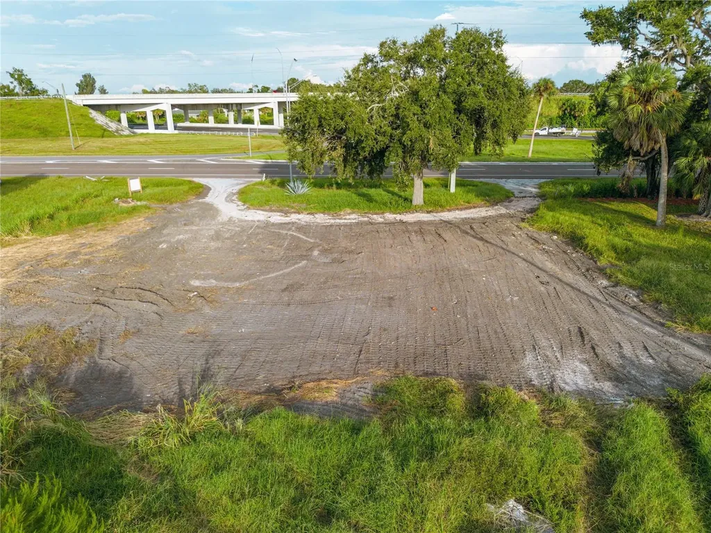 2815 Us-41 N Palmetto FL 34221