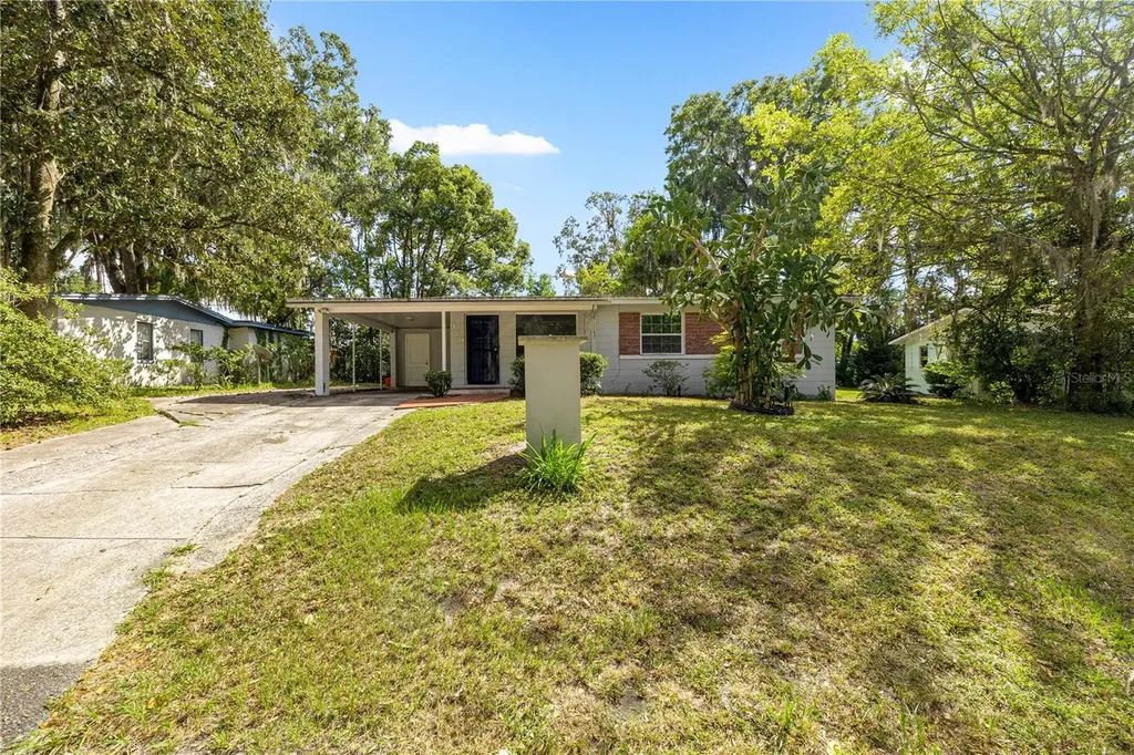 929 SE 9th Place Gainesville FL 32601