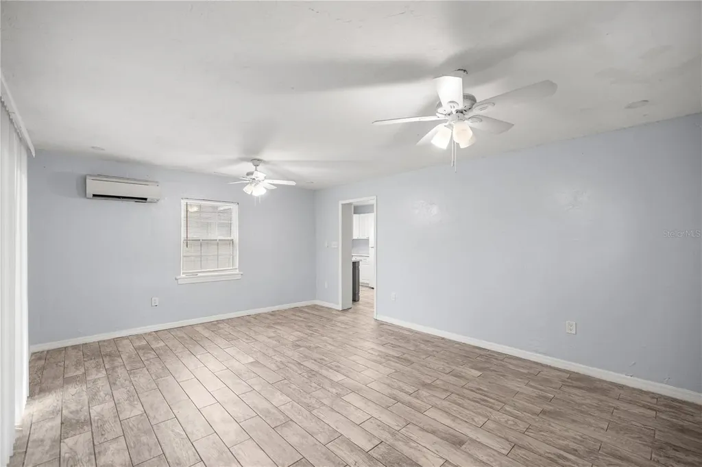 929 SE 9th Place Gainesville FL 32601